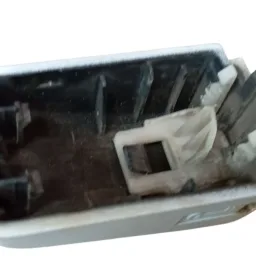 MOLDURA COBERTURA MIOLO MAÇANETA DIANTEIRA FREELANDER 2