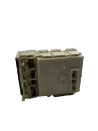 CAIXA FUSÍVEL TOYOTA COROLLA 2011 2014 8273012450