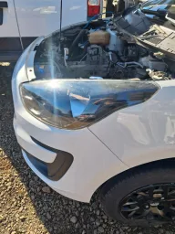 Farol Esquerdo Ford Ka 2019 a 2021 Fumê