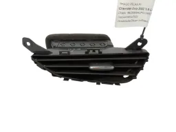 DIFUSOR AR LATERAL LADO DIREITO ONIX 2020 2021/..
