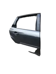 PORTA TRASEIRA DIREITA FOCUS HATCH/SEDAN 2014 2015 A 2019