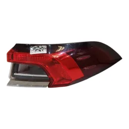 Lanterna Traseira Direita Corolla Cross XRX 2025/.. (Canto)