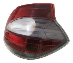 LANTERNA TRASEIRA DIREITA  MOBI 2017/