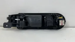 MAÇANETA INTERNA TRASEIRA DIREITA PASSAT 2004 2001 A 2005
