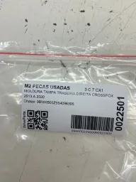 MOLDURA TAMPA TRASEIRA DIREITA CROSSFOX 2013 A 2020