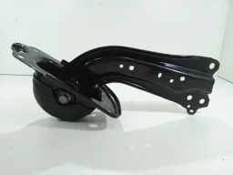 Bandeja Suspensão Traseira L/e Toyota Corolla 2020