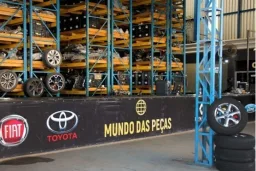 Acabamento Lateral Painel L/d Toyota Corolla 2009/2014