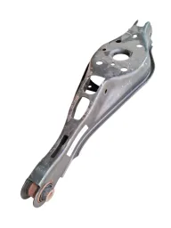 Bandeja suspensão traseira esquerda honda civic 1.8 2017/2018