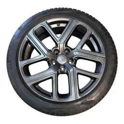 Roda 5 Furos com Pneu Pirelli 235 45 Aro 19 Original Jeep