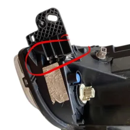 FAROL DIREITO FORD KA 2015 A 2018 MÁSCARA NEGRA ORIGINAL