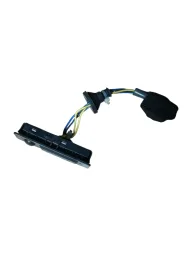 Botao Interruptor Porta Malas Kicks 2018 2019 a 2021