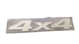 EMBLEMA LATERAL 4X4 PRATA GM S10 2003/2011