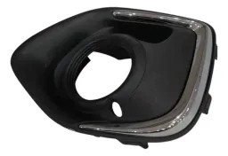 Moldura farol de milha esquerda Mitsubishi asx 2.0 2016