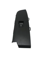 Moldura botão vidro dianteiro direito HRV 2023/2025 M64609