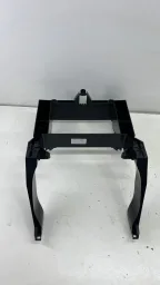 SUPORTE MULTIMÍDIA E350 2003 Á 2009 A2116800134