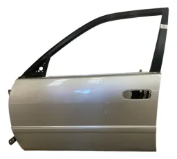 Porta  Dianteira esquerda Toyota Corolla 1999/2002