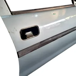 PORTA DIANTEIRA DIREITA CORSA / CLASSIC 1996 1997 A 2016