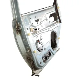 PORTA TRASEIRA DIREITA CORSA / CLASSIC 1996 2000 A 2016