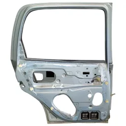 PORTA TRASEIRA ESQUERDA CORSA / CLASSIC 1996 2000 A 2016