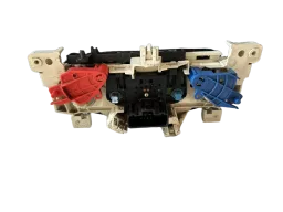 COMANDO AR CONDICIONAD SANDERO LOGAN DUSTER OROCH CAPTUR - M