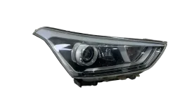 FAROL DIREITO CRETA 2017 2016 A 2021 (DETALHE LED)