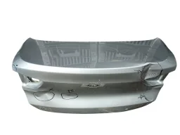 Tampa Traseira Onix Plus 2020 2021 2022/ (AVARIA)