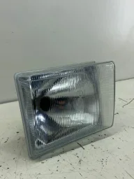 FAROL DIANTEIRO DIREITO UNO 1984 A 1990 (PARALELO)