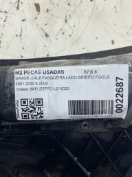GRADE CHURRASQUEIRA LADO DIREITO FOCUS 2001 2000 A 2008