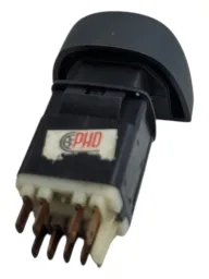 BOTAO PISCA ALERTA RENAULT SCENIC MEGANE 1996 2006 841043