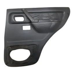 FORRO PORTA TRASEIRA DIREITA PAJERO GLS-B 91/ 97 DETALHE