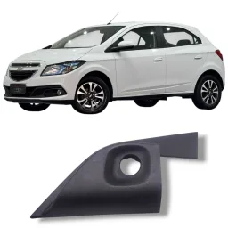 Acabamento interno retrovisor esquerdo GM Onix 2013 2019