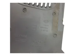 MOLDURA PORTA MALAS ESQUERDO CLIO 2006 2012 7700435017