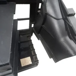 MOLDURA PAINEL CENTRAL PORTA COPOS RETRÁTIL MAZDA MX3
