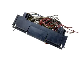CAIXA DE FUSÍVEIS CORSA 1994 1995 1996 1997 A 2002
