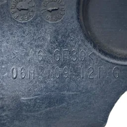 ACABAMENTO TAMPA BOMBA ÁGUA AUDI Q5 2.0 2011 A 2017