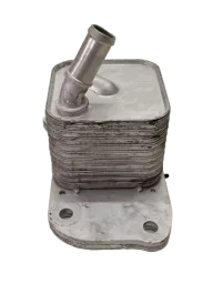 RADIADOR TROCADOR RESFRIADOR ÓLEO L200 KATANA 2.4 2025 26