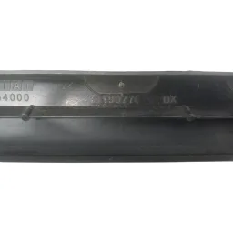 MOLDURA SOLEIRA PORTA ESQUERDA FIAT UNO 1984 2009