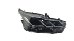 Farol Direito Corolla 2020/ Xei Gli (COM DETALHE)
