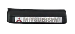 Moldura Luz De Placa Mitsubishi Pajero Gls-b 1992 A 1999