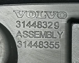 Moldura Paralama Traseiro Esquerdo Volvo XC40 T5 2019/2020 31448328
