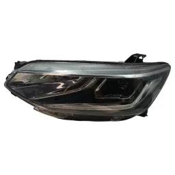Farol Esquerdo Tracker 2020 2021 a 2025 C/ Led