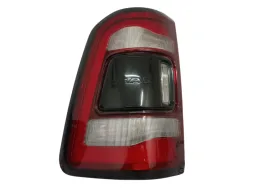 Lanterna Traseira Esquerda Ram 2500 3500 2019 2020 2021/..