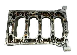 Sobre Carter Motor Volvo Xc40 T5 2.0 2018 2019 2020/2022 31368087AB