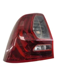 Lanterna Traseira Esquerda Renault Oroch 2016 2022 Detalhe