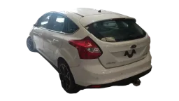RETALHO LATERAL TRASEIRA ESQUERDOA FOCUS 14/19 HATCH