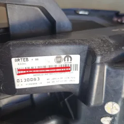 Farol Esquerdo Jeep Commander 2022 2023