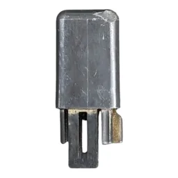 RELÉ AUXILIAR 12V MITSUBISHI MB183865