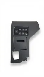 acabamento painel lado esquerdo com botao de comando yaris