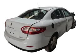 RETALHO LATERAL TRASEIRA DIREITA FLUENCE 2011 12 13 14 2017