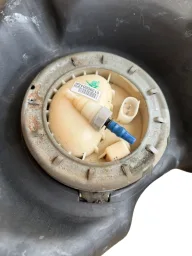Bomba de Combustivel Bmw Secundária 118 120 320 325 06-12